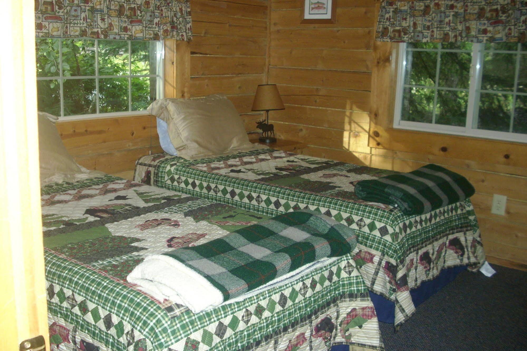 Box Canyon Cabins Seward Eksteriør bilde